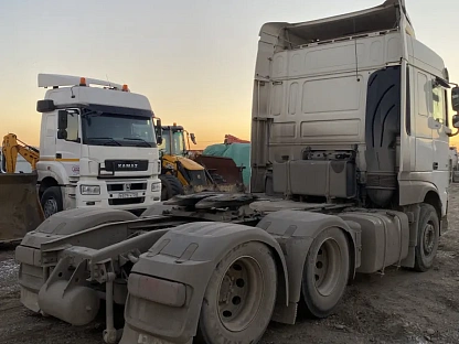 Тягач седельный DAF XF480 FTS (Space Cab) 4239 - (АЛ)