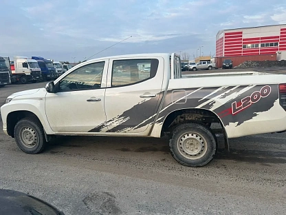 Пикап Mitsubishi L200 2328 - (АЛ)