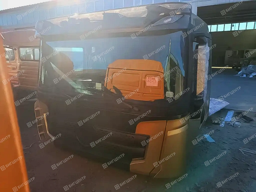Кабина тягач низкая SHAANXI SHACMAN X3000 ДВС ISM11E5-440
