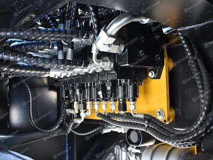 Экскаватор-погрузчик SHANMON 398 EVO PRO