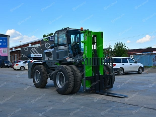 Фронтальный погрузчик с вилами FORMANN TER660-III