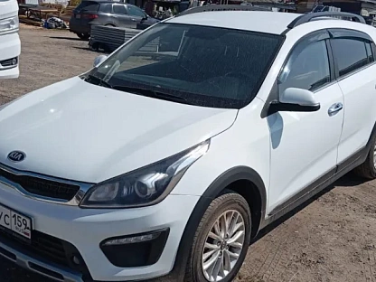 Легковой авто KIA Rio X-Line 5888 - (АЛ)