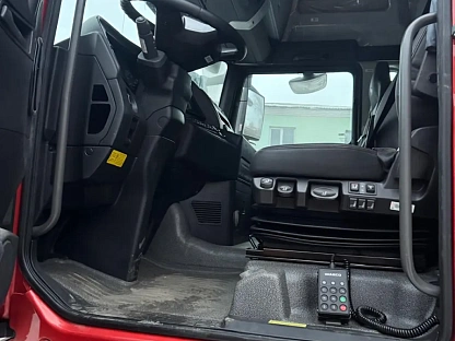 Тягач седельный Sitrak ZZ4186V391HE 000007619 - (АЛ)