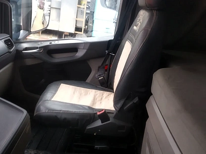 Тягач седельный SCANIA R 450 A4x2NA 000007814 - (АЛ)