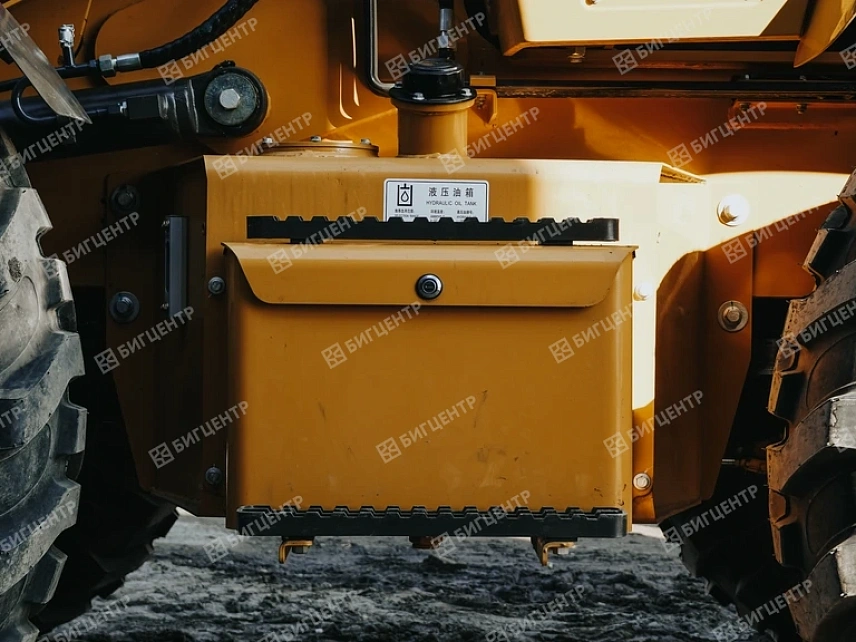 Экскаватор-погрузчик SHANMON 388H