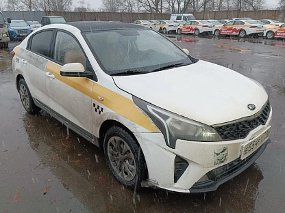 Легковой авто KIA Rio 6719 - (АЛ)