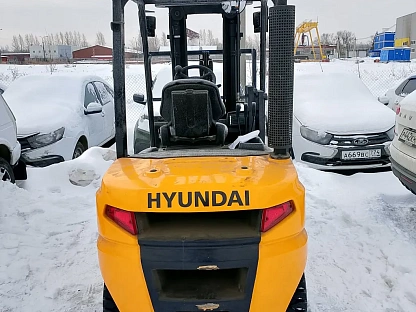 Погрузчик Hyundai 30D-9E 000007422 - (АЛ)