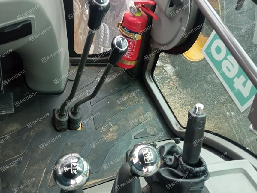 Экскаватор-погрузчик RMX (RUNMAX) SE460 ***3917